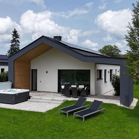 Traumzeit Lodge 57 Loipersdorf bei Fürstenfeld Exterior photo